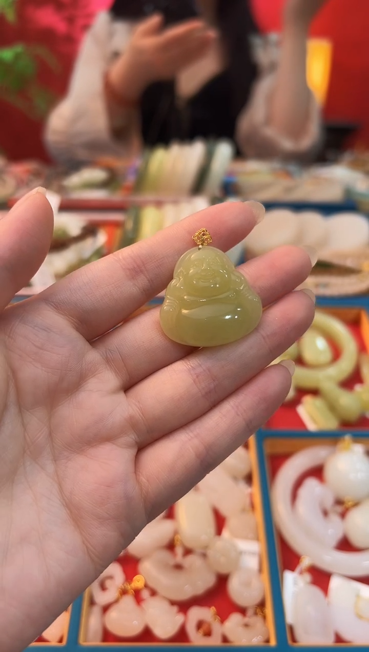 【闪购商品】和田玉吊坠18K金镶嵌黄口佛公30mm