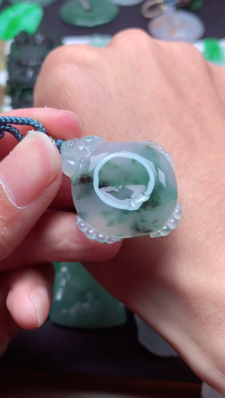 【闪购商品】翡翠颈饰未镶嵌天然翡翠
