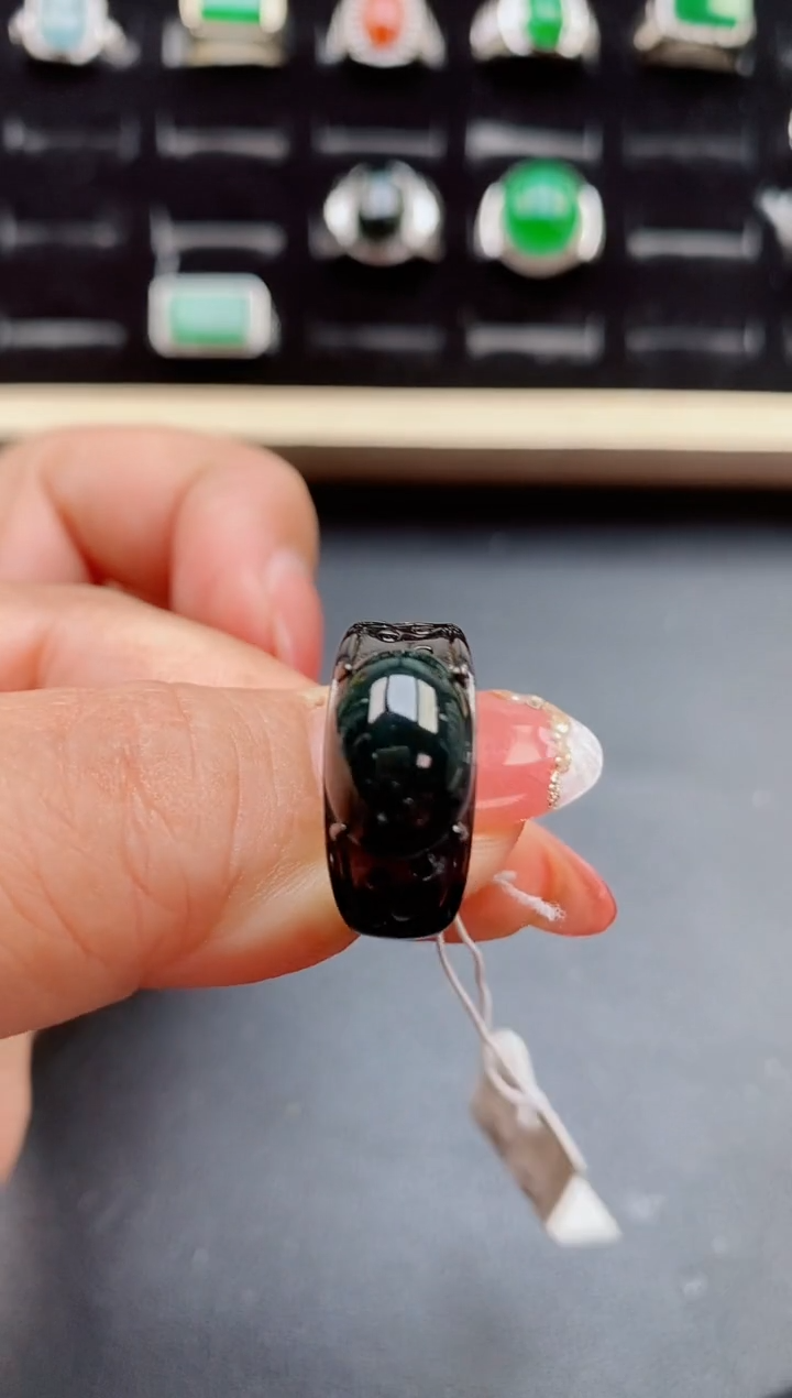 【闪购商品】翡翠戒指银S925镶嵌21211
