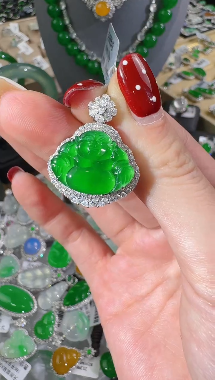 【闪购商品】翡翠颈饰18K金镶嵌佛公