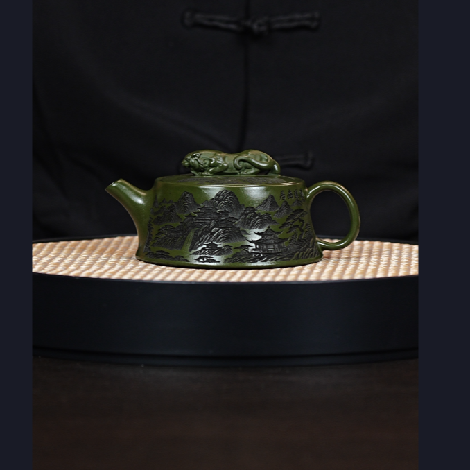 宜兴紫砂 卧虎藏龙 绿泥 300cc