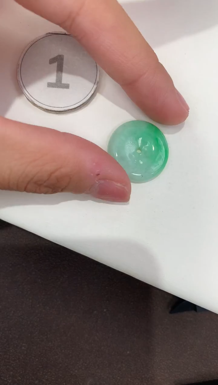 颈饰未镶嵌翡翠天然缅甸A货翡翠