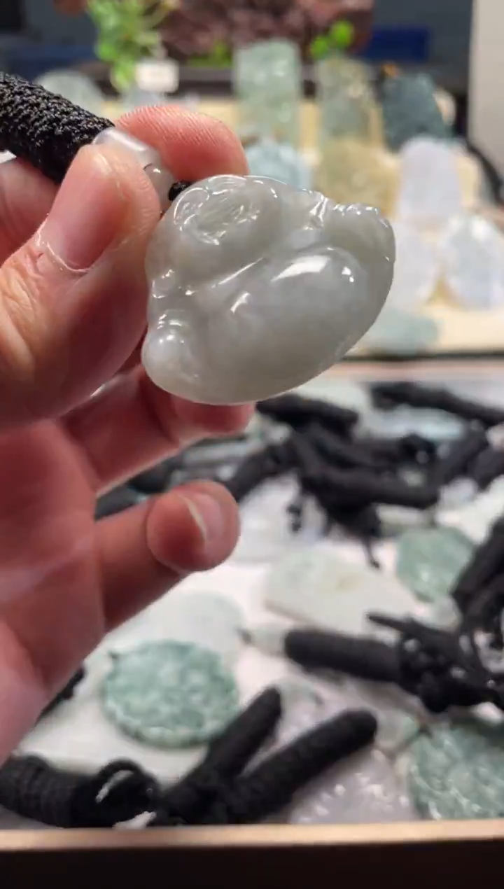 颈饰未镶嵌翡翠12/27/042