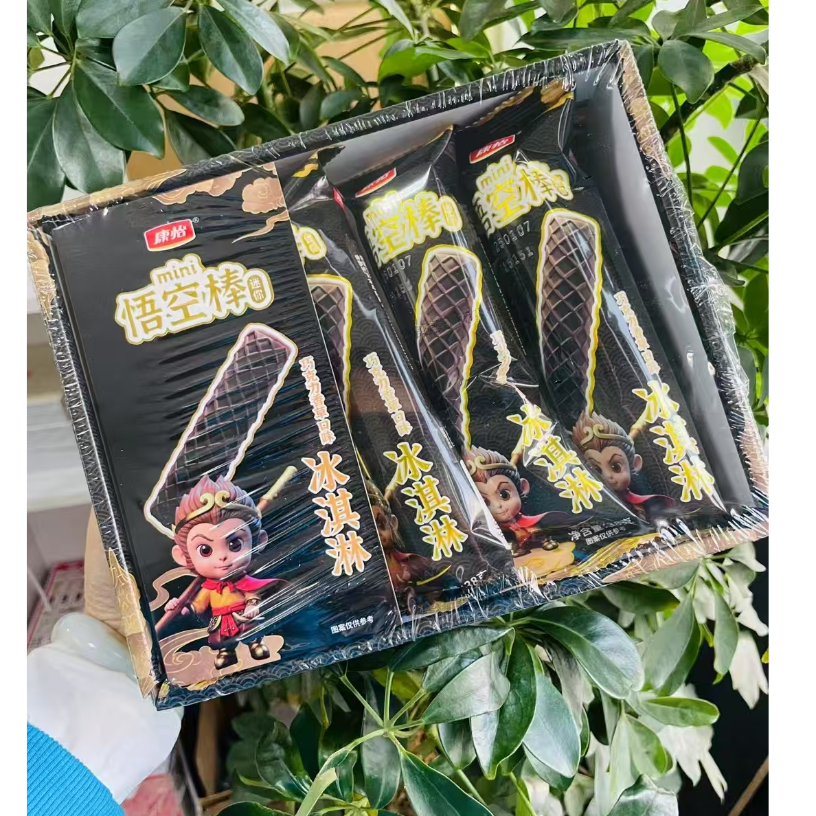 悟空棒冰激凌一盒5支【巧克力威化雪糕】