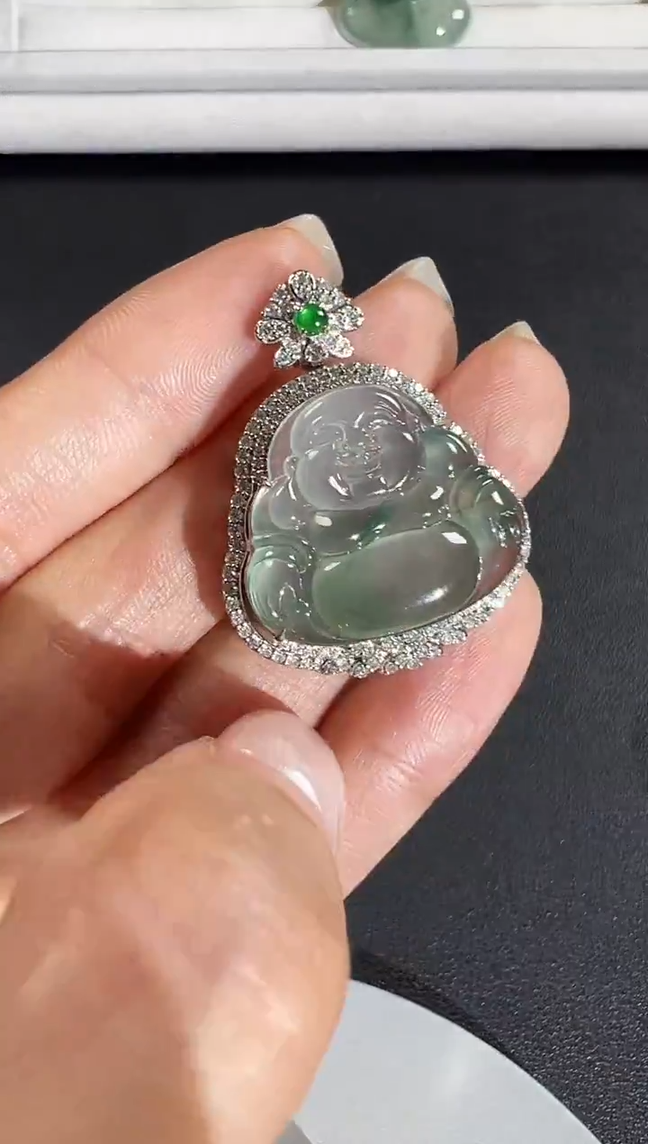 颈饰18K金镶嵌翡翠KYZI1222-009