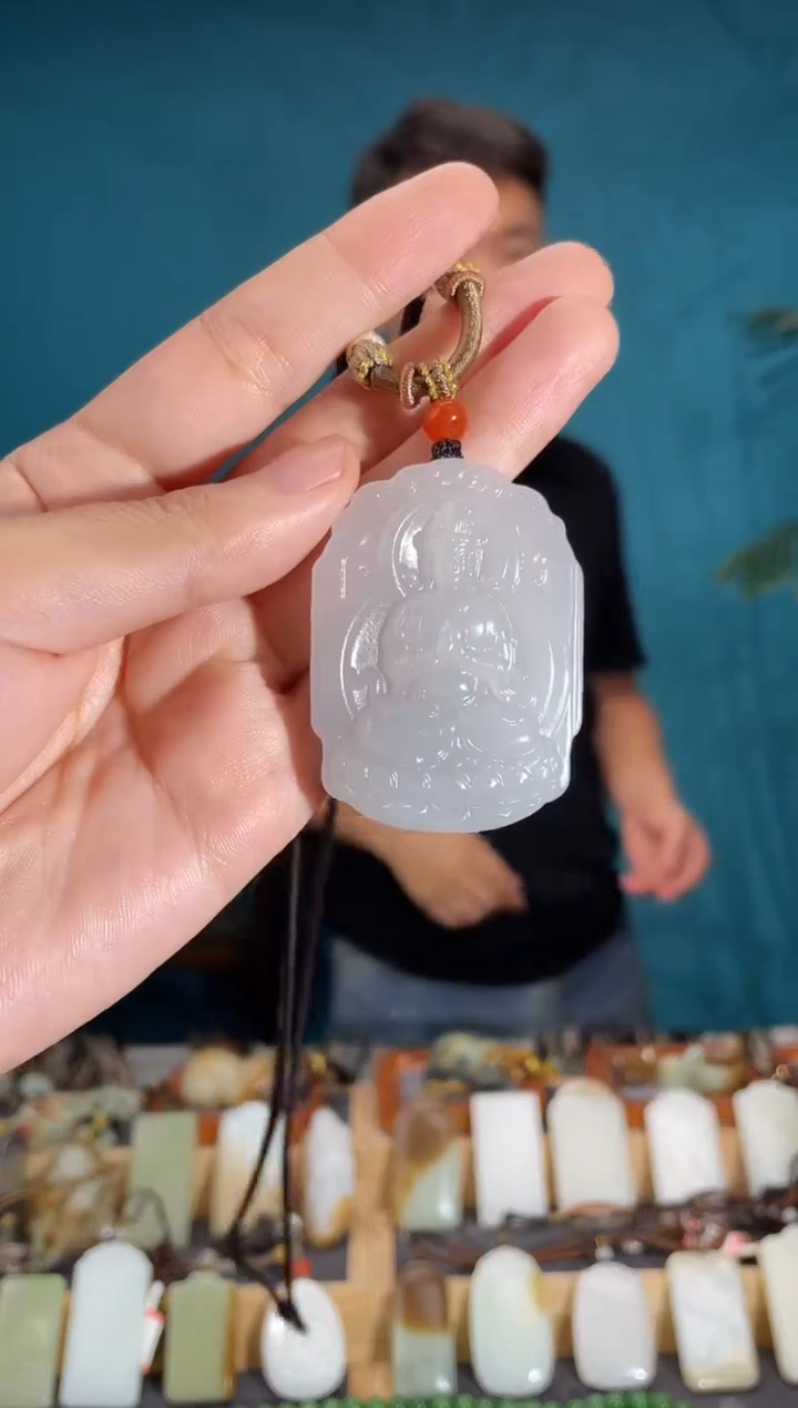 颈饰未镶嵌和田玉1