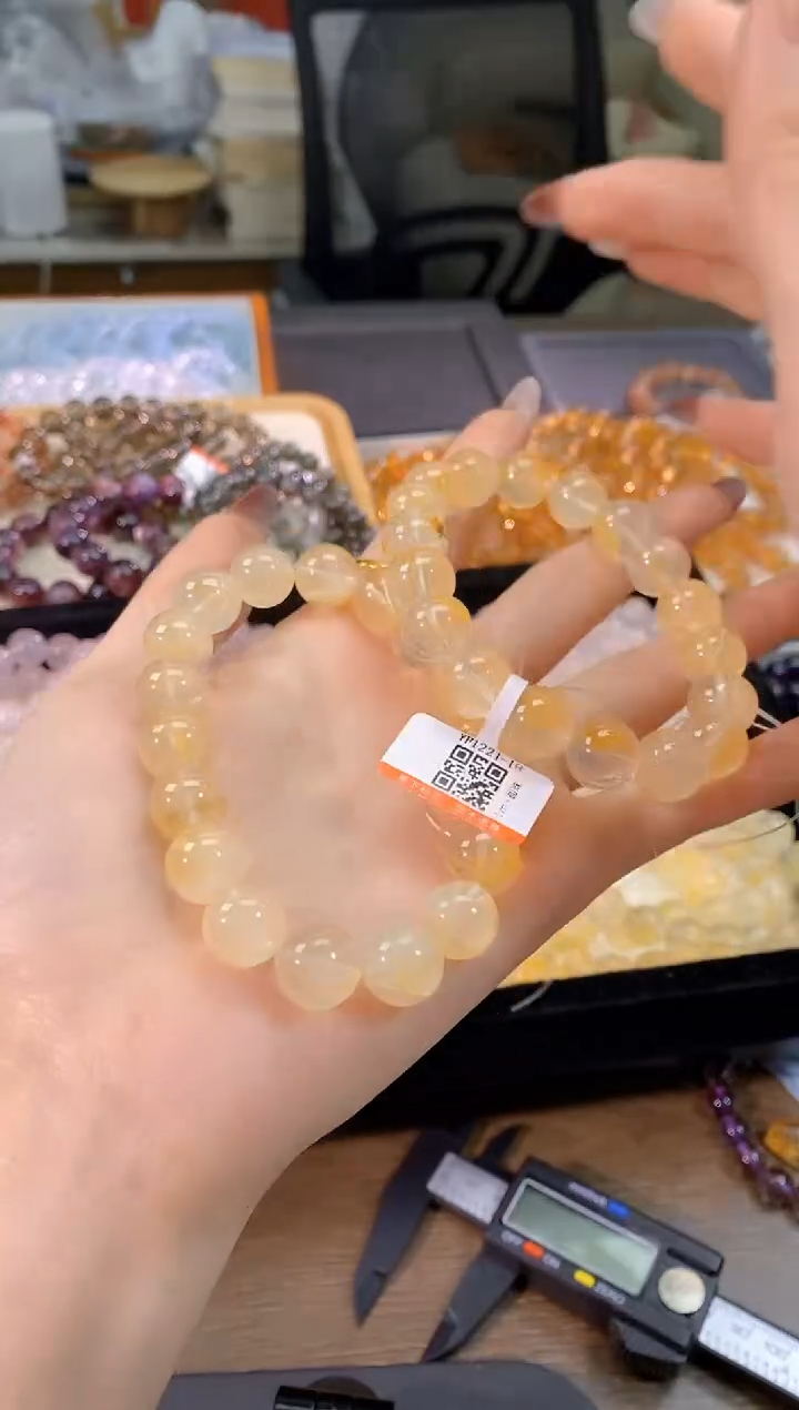 【闪购商品】水晶手链未镶嵌黄胶花(备注深浅）