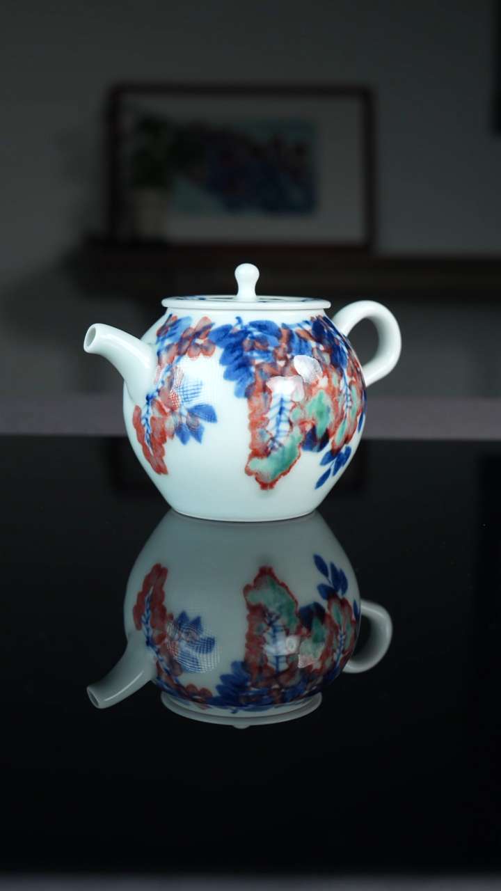 【闪购商品】瓷片《紫气东来》青花釉里红壶