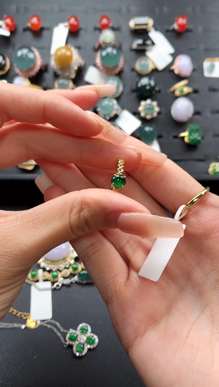 【闪购商品】翡翠戒指银S925镶嵌45654654