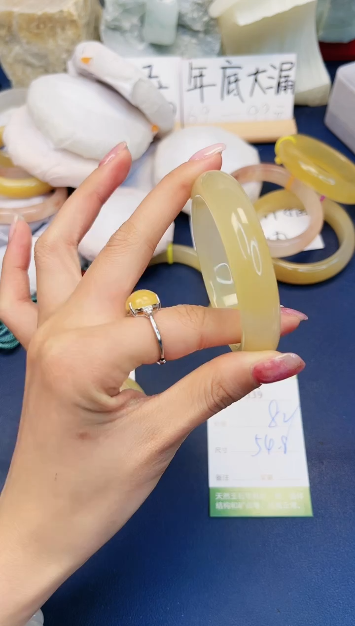 【闪购商品】石英质玉手镯未镶嵌339-财气镯