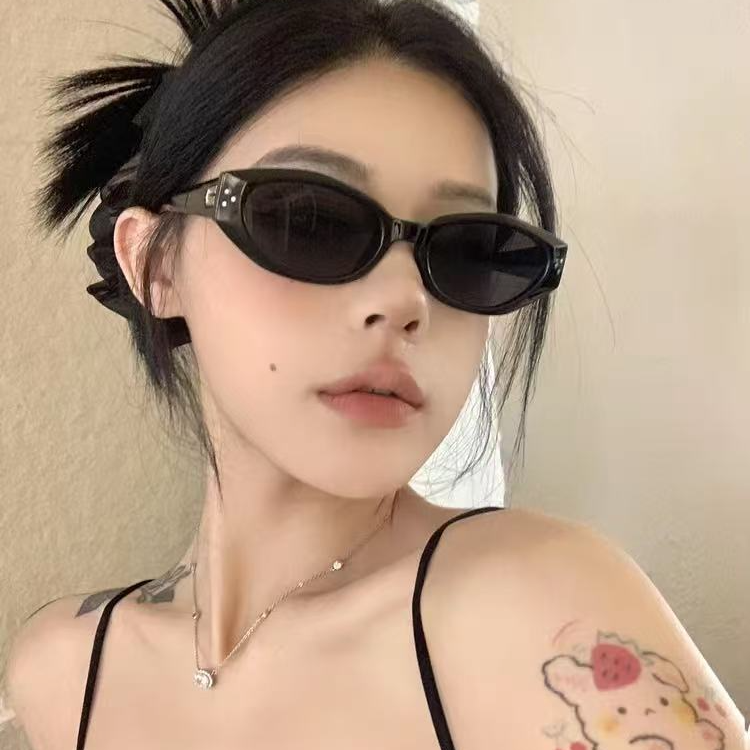 FJ（500-599 ）2025女士高端太阳镜墨镜百搭款韩版网红复古潮流眼镜