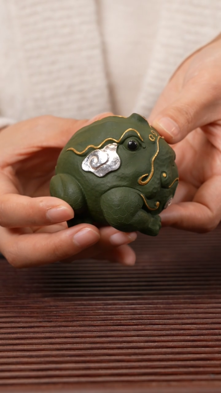 【闪购商品】紫砂茶宠富贵蛙（描金银）