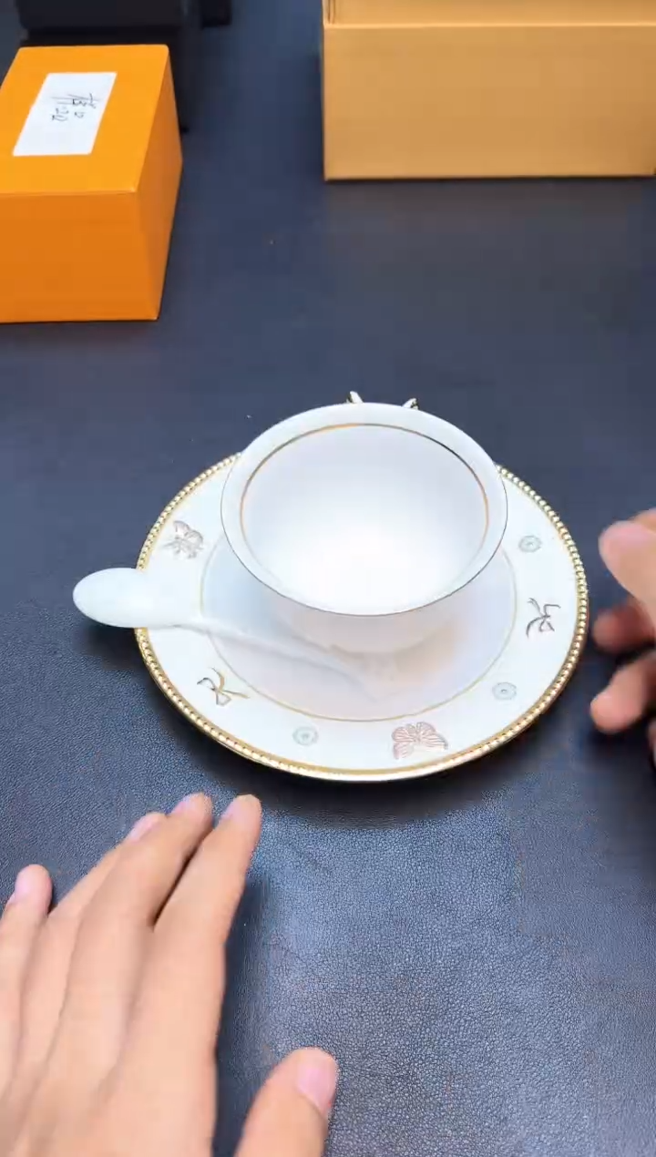 瓷片全新正品一件不留@@H1820