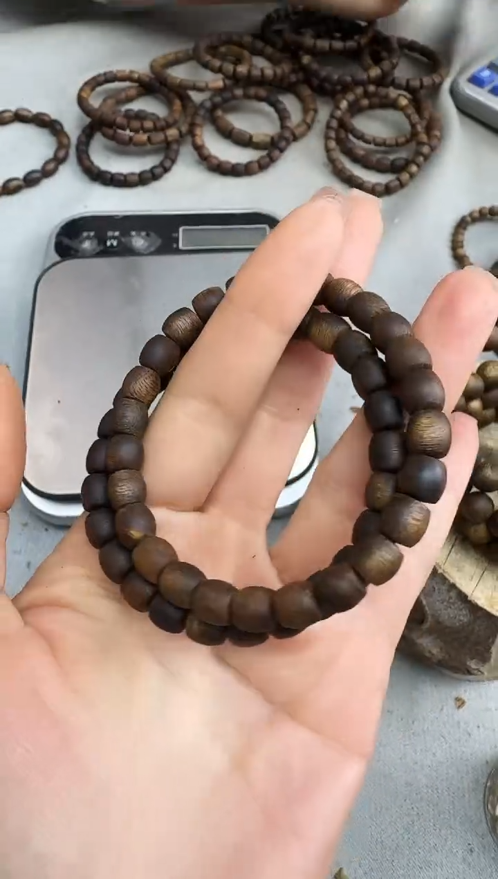 沉香手串0707张勺子鼓珠沉水单圈多样性发一