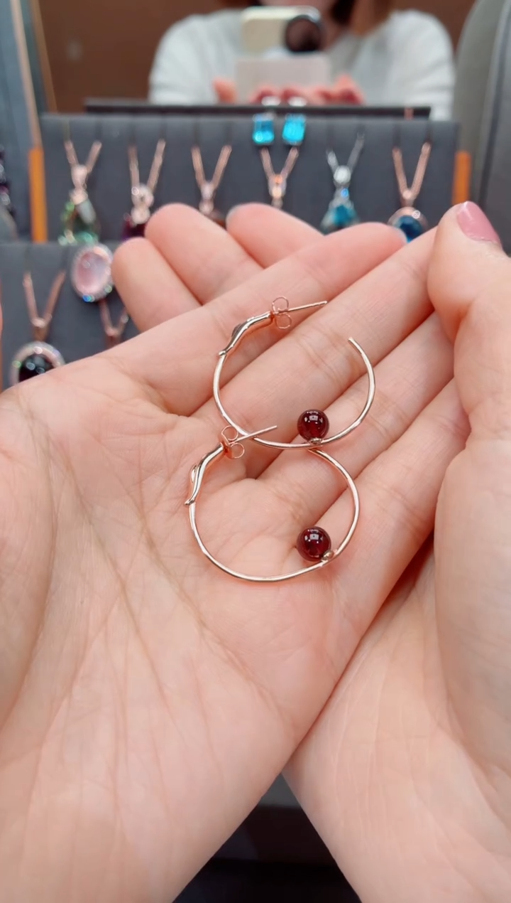 银S925镶嵌耳饰石榴石用****4石榴石耳饰