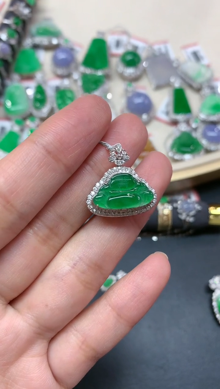 【闪购商品】翡翠吊坠(不含链)18K金镶嵌A395|9800