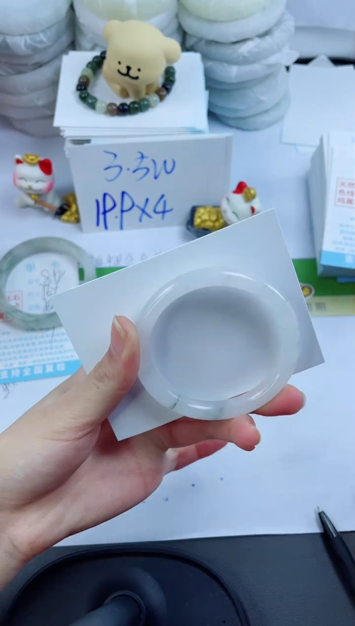 【闪购商品】石英质玉手镯未镶嵌853-53