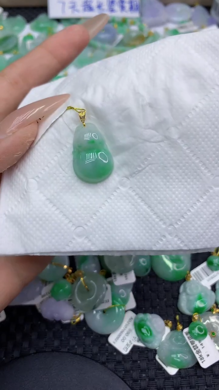 翡翠18K金镶嵌颈饰天然缅甸A货翡翠