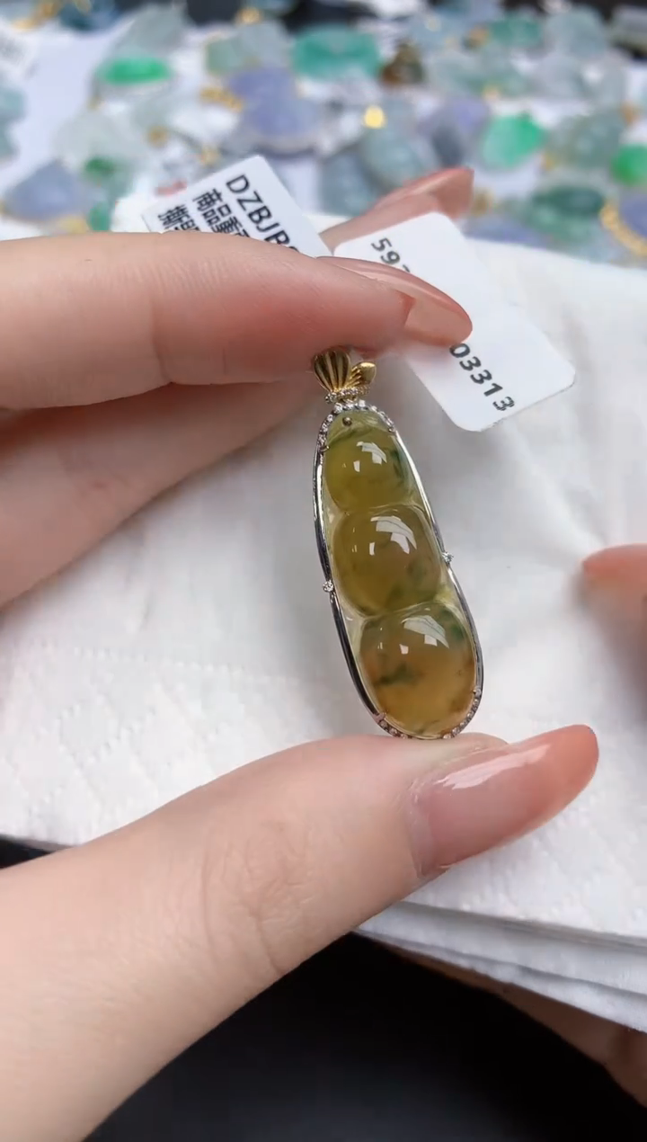 【闪购商品】翡翠颈饰18K金镶嵌天然缅甸翡翠A货