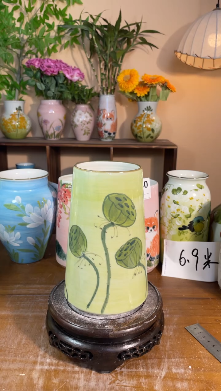 景德镇手绘陶瓷花瓶，无孔高19*口9cm