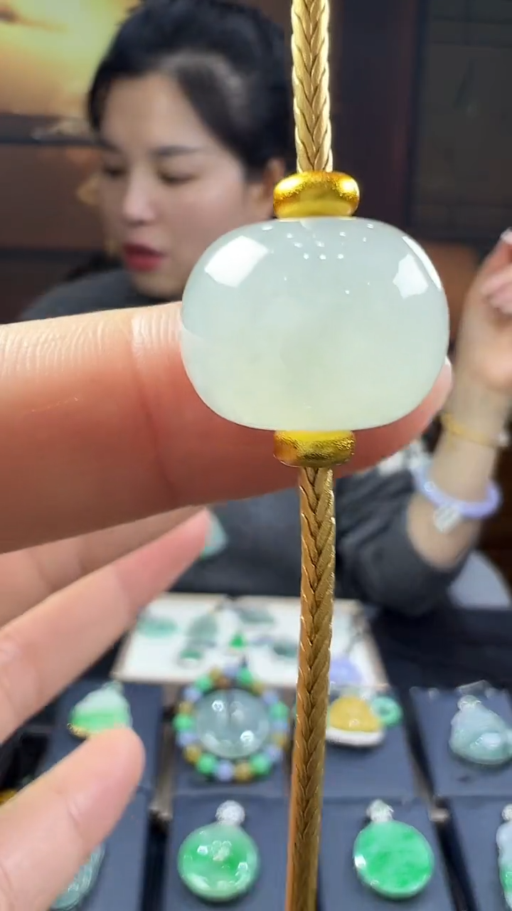 未镶嵌挂件翡翠路路通手链