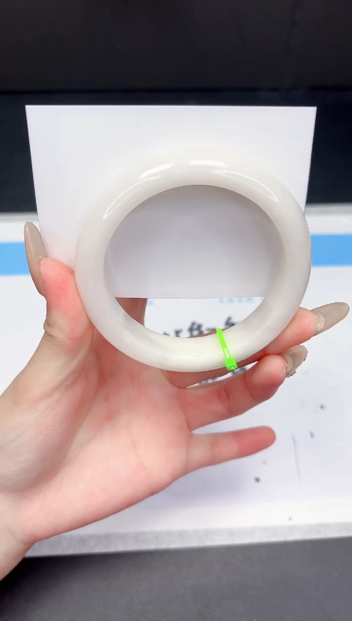 【闪购商品】和田玉手镯未镶嵌28-60.5