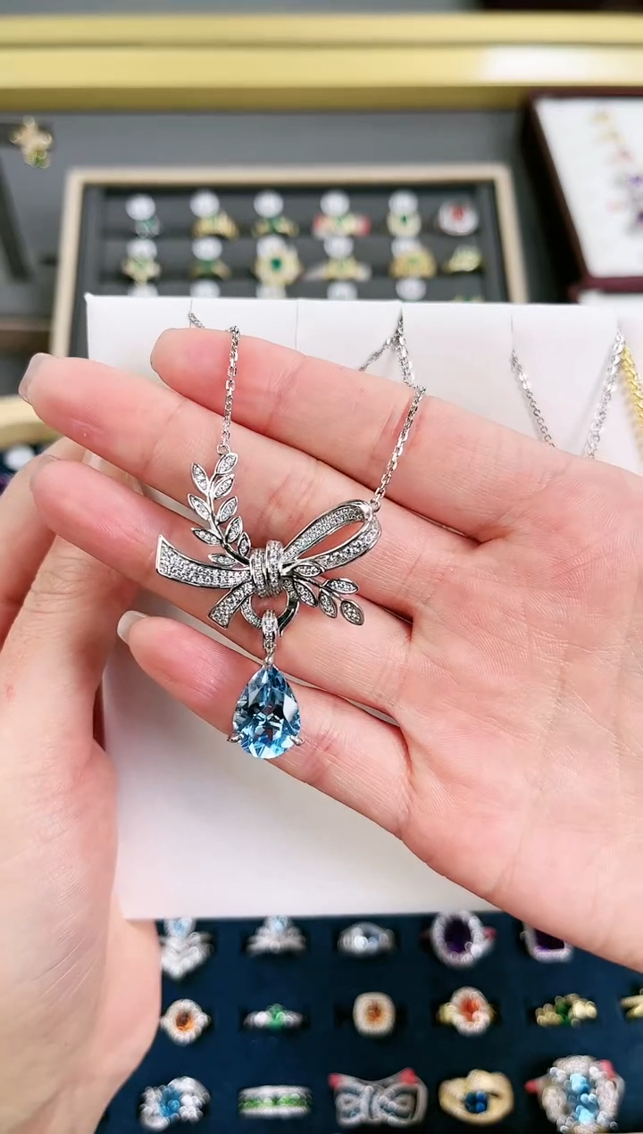 【闪购商品】托帕石颈饰银S925镶嵌f5555