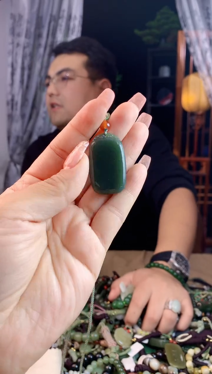 【闪购商品】和田玉挂件未镶嵌多样性发货拍一发一