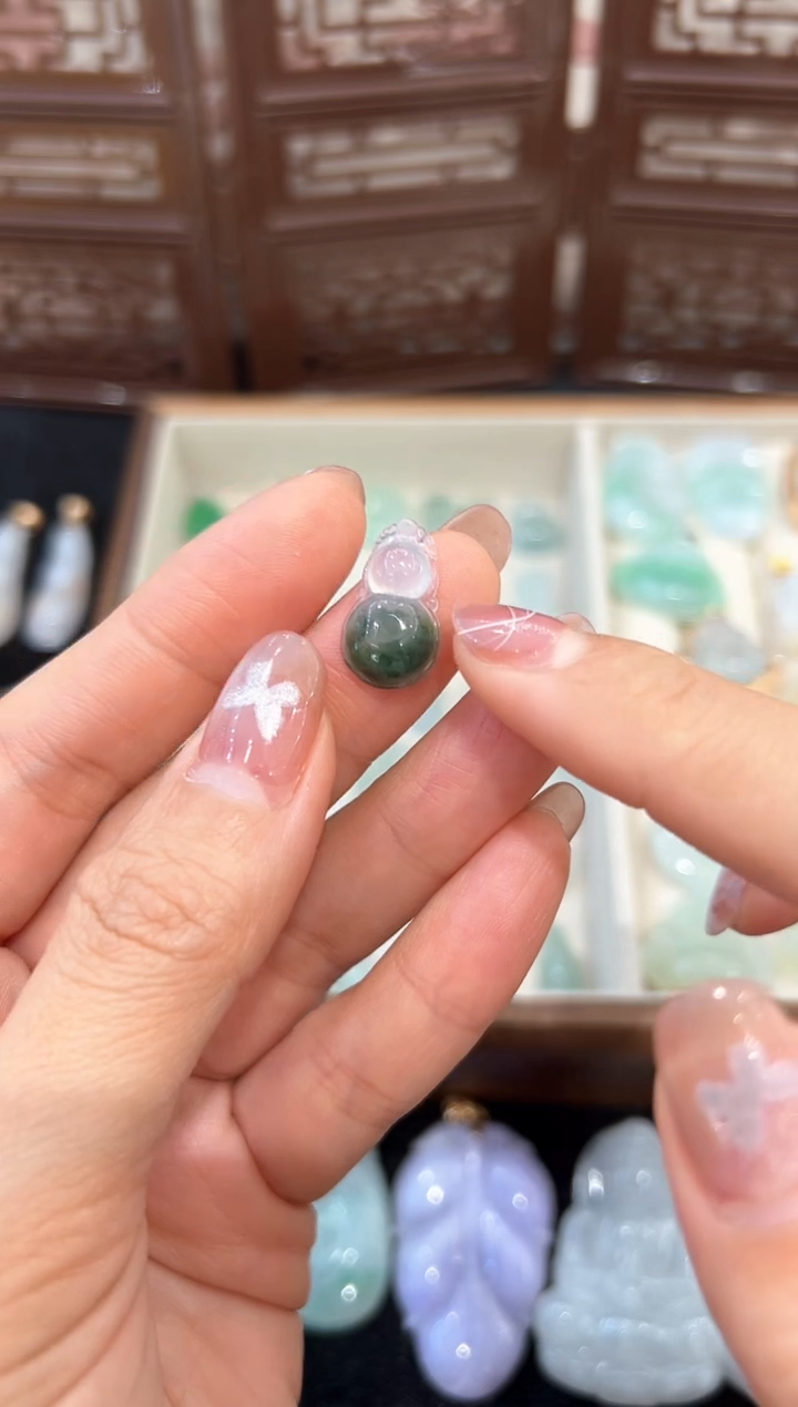 【闪购商品】翡翠吊坠(不含链)未镶嵌02缅甸翡翠吊坠