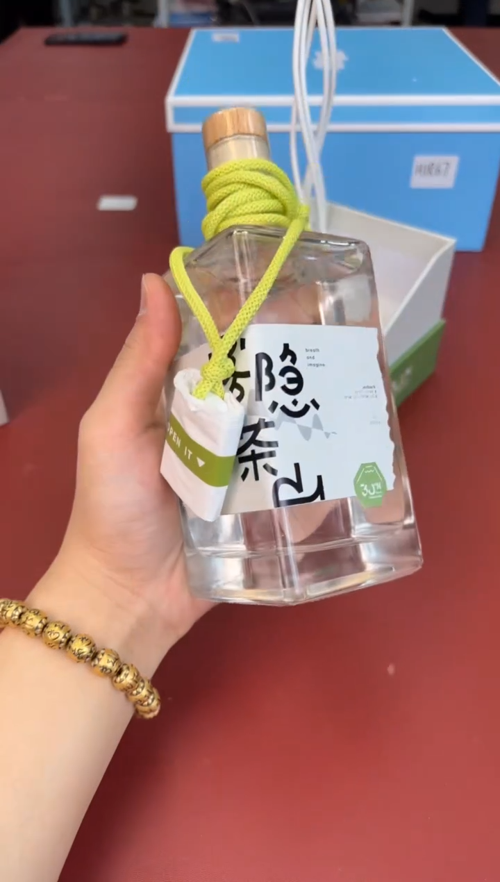 【闪购商品】瓷片新号开播全场漏@@8P49