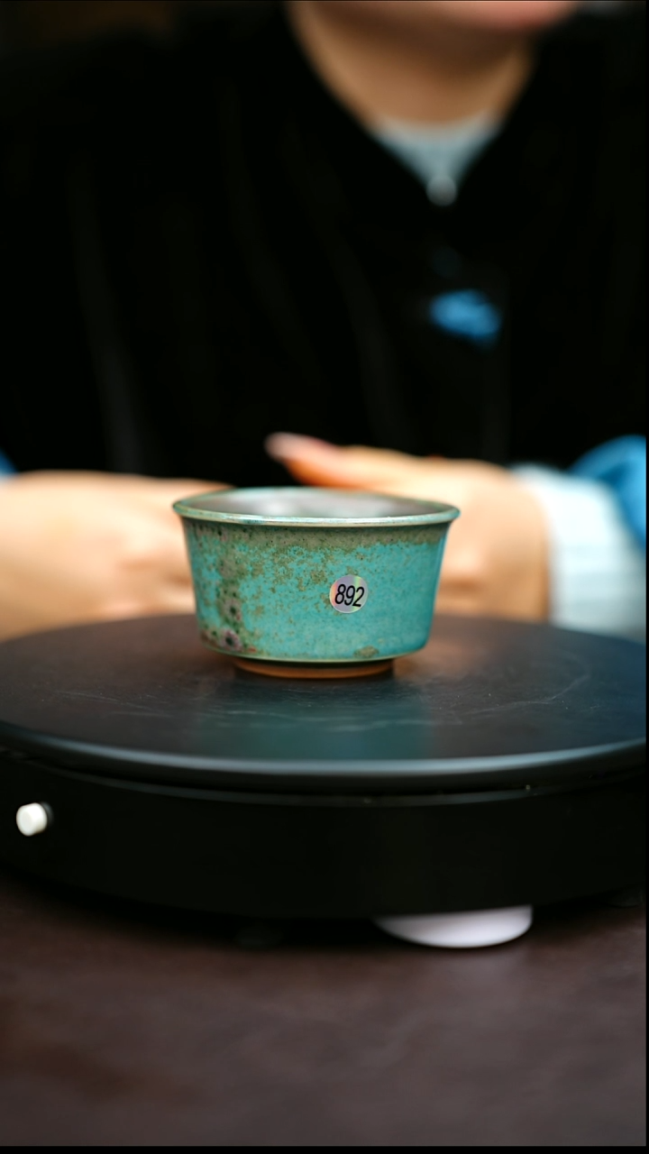 892#原矿钧瓷炉钧釉撇口杯
