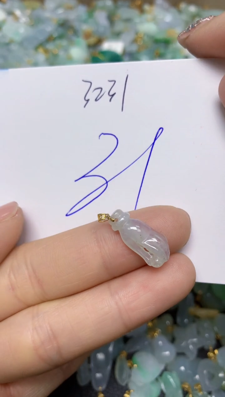 【闪购商品】翡翠挂件18K金镶嵌 天然翡翠A货