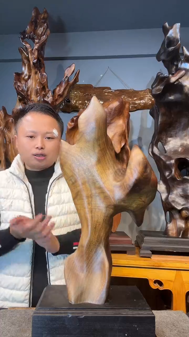 金丝楠男****稳以直播间介绍为准