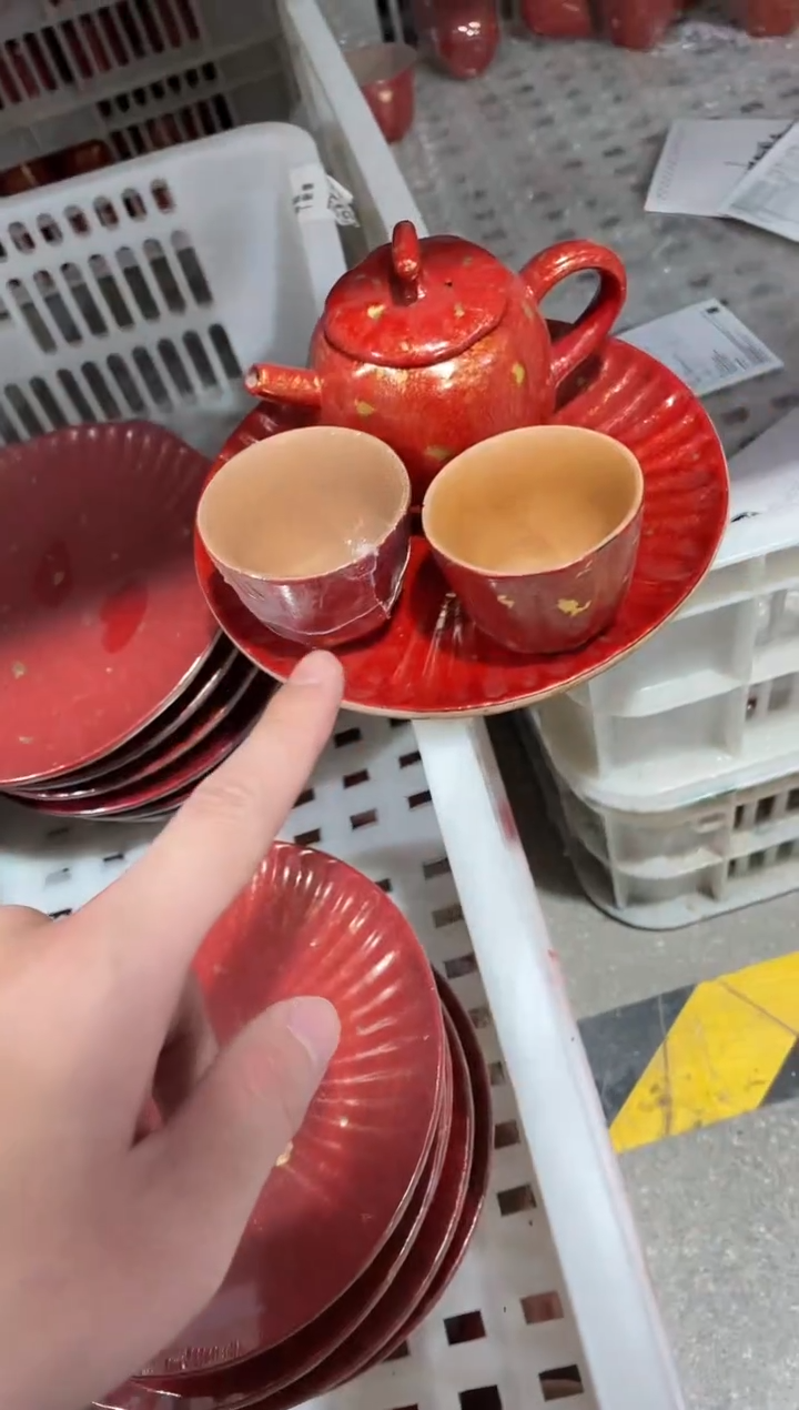 一壶一壶承两杯        