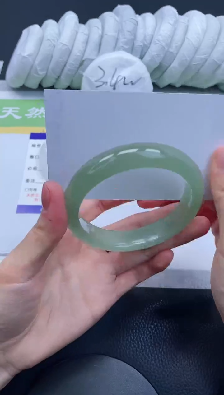 【闪购商品】石英质玉手镯未镶嵌A420-60+