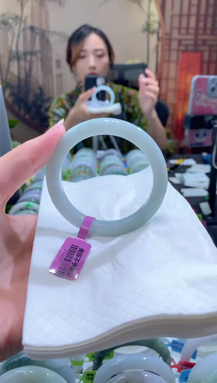 未镶嵌手镯翡翠000073296