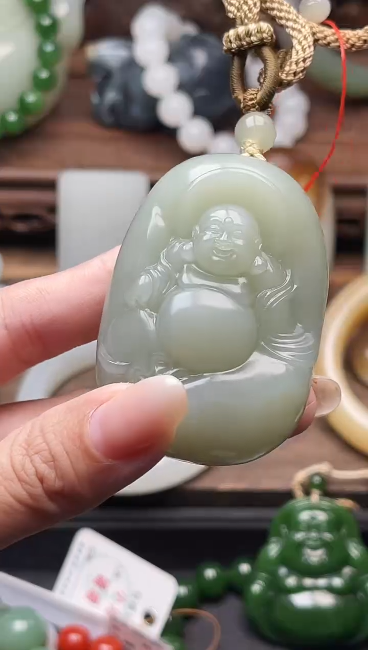 和田玉未镶嵌把件且末青白 逍遥佛80325