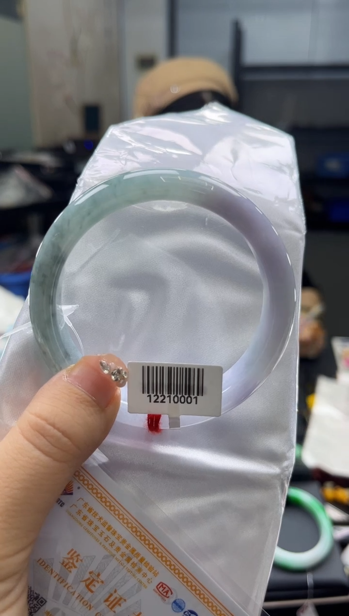 【闪购商品】翡翠手镯未镶嵌0012013658有纹裂