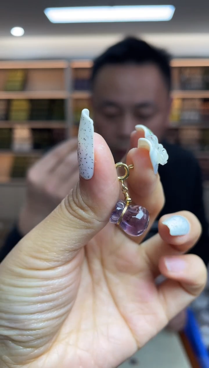 【闪购商品】紫晶`未镶嵌多样性发一件
