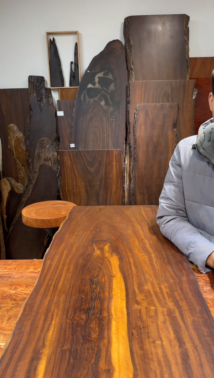 风车木（黑檀木）遥**然尺寸117*48*2.3编号125