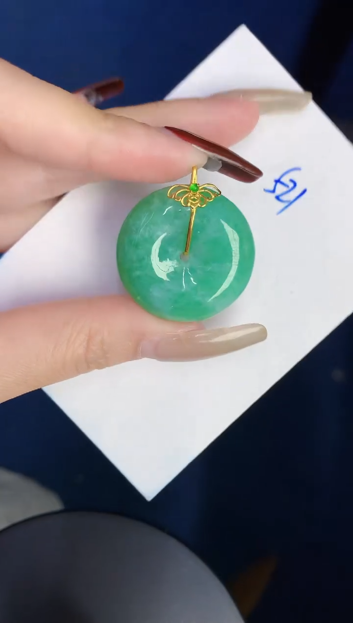 【闪购商品】翡翠颈饰18K金镶嵌0000000000