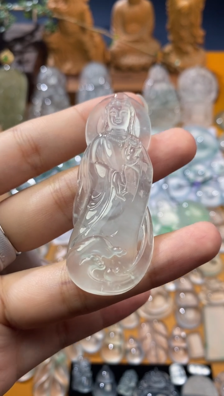 【闪购商品】定制翡翠未镶嵌观音6*61.9*22.7