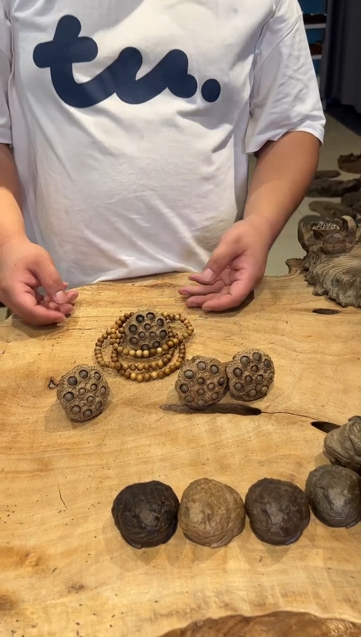 木乌木金丝楠莲蓬手把件+0.8