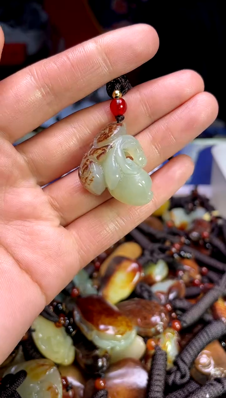 【闪购商品】和田玉颈饰未镶嵌1