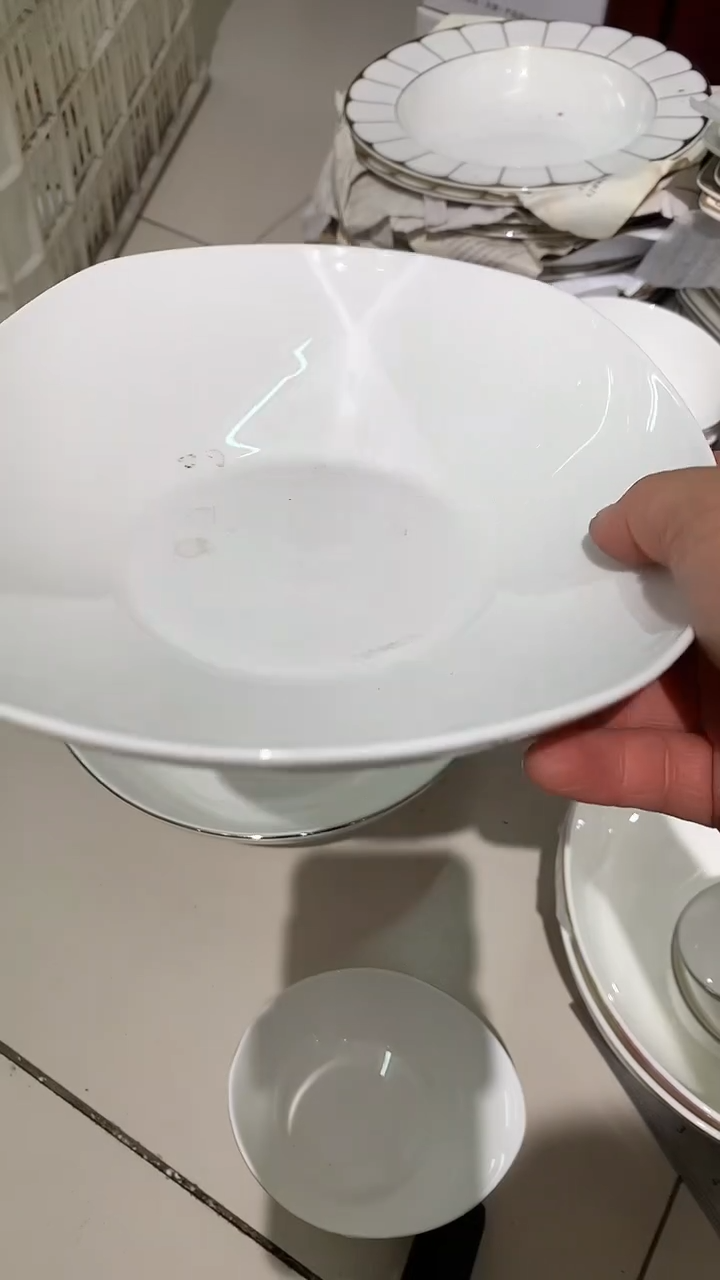 方碗1个隆达骨质瓷