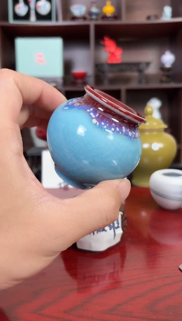 摆件瓷12.17晚微瑕小花瓶摆件