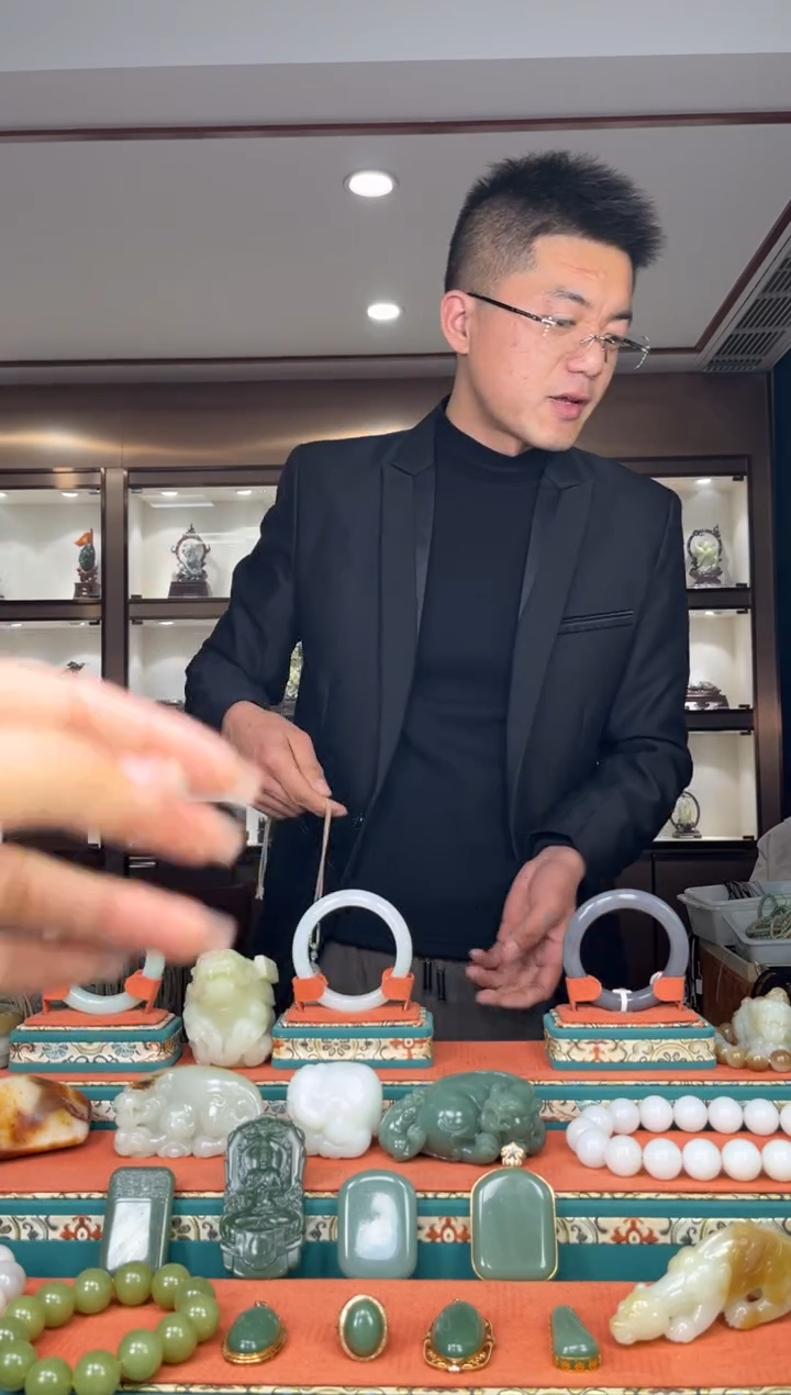 【闪购商品】和田玉颈饰未镶嵌1