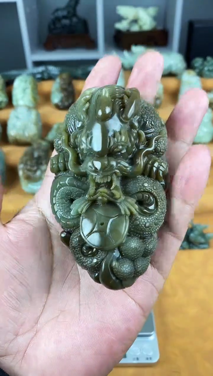 未镶嵌和田玉把件1