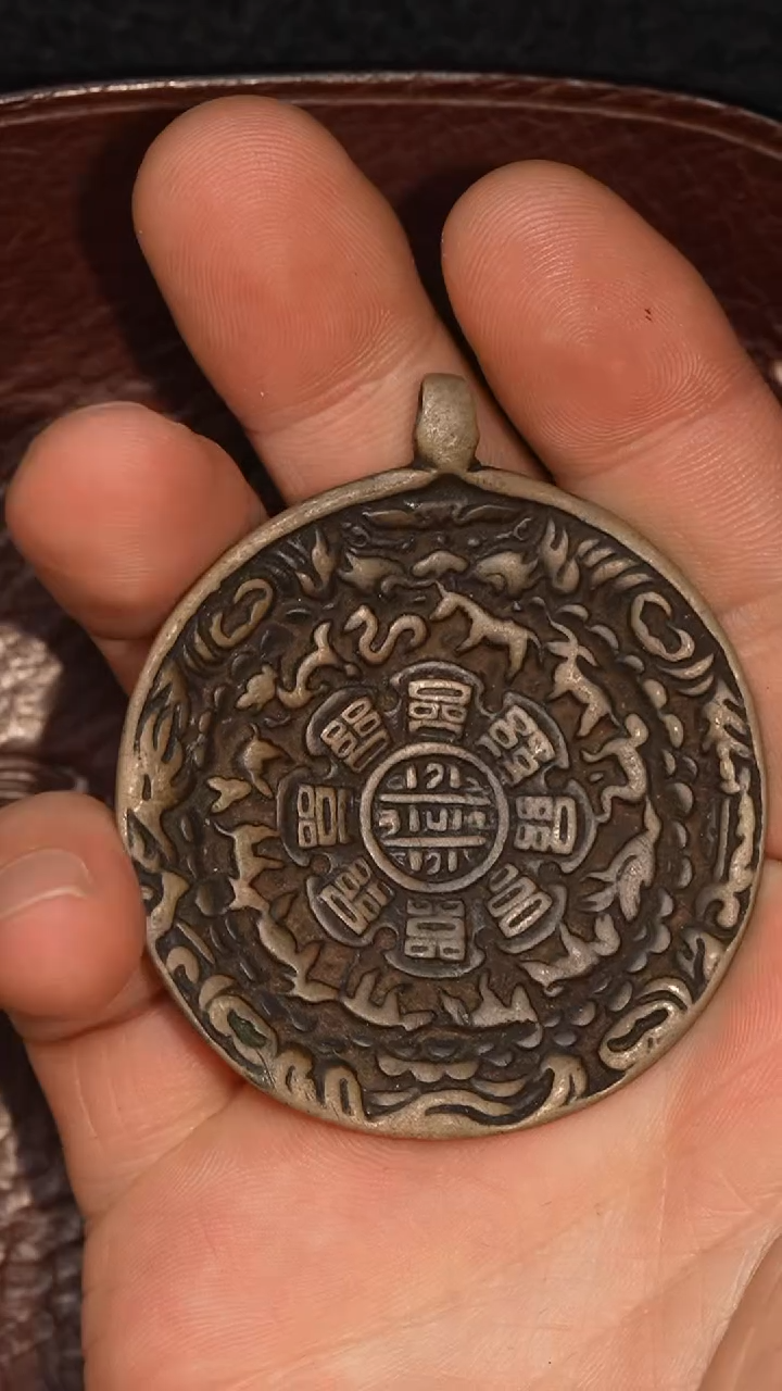 ?冲赛康胡子哥，九宫八卦牌111