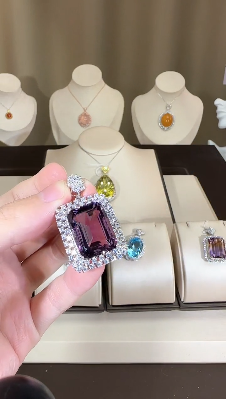 【闪购商品】紫晶颈饰银S925镶嵌15*20mm设计款